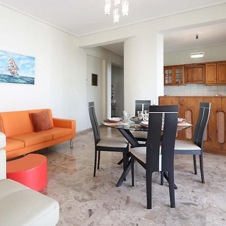 Spacious View Of Central Square Kalamata Exterior photo